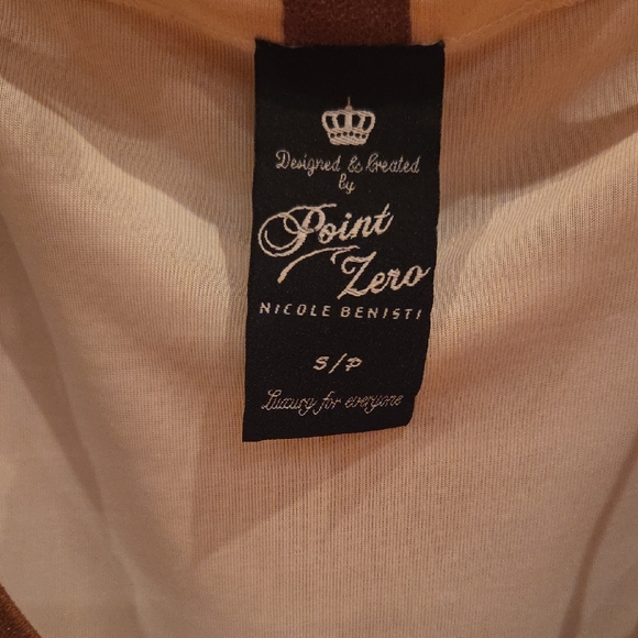 Point Zero Multicolor Zigzag Blouse - Picture 2 of 8